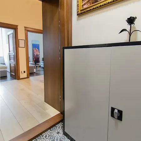 Apartamento Quiet & High Class Jablonowskich Street
